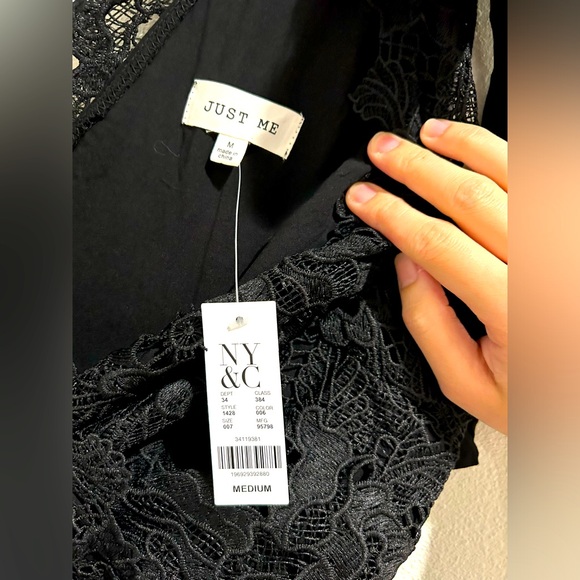 NY&C Floral-Crochet Tiered Tie-Shoulder Dress - Just Me Black Size M - Picture 8 of 9